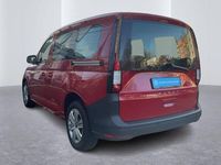 Gebraucht VW Caddy Basis 122 PS (89 kW) 2023 Kirschrot Van / Kleinbus