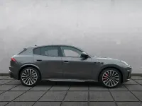 Neu Maserati Grecale 530 PS (389 kW) 2026 Grigio lava SUV