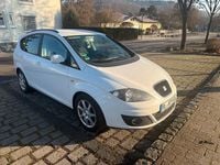 Gebraucht Seat Altea XL 105 PS (77 kW) 2010 Weiß Van / Kleinbus