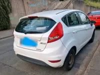 Gebraucht Ford Fiesta 85 PS (62 kW) 2009 Weiß Limousine