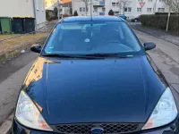 Gebraucht Ford Focus 115 PS (84 kW) 2002 Schwarz Coupé