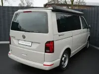 Gebraucht VW California Beach 150 PS (110 kW) 2024 Grau Van