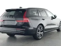Gebraucht Volvo V60 Ultra 197 PS (144 kW) 2025 Onyx schwarz Kombi