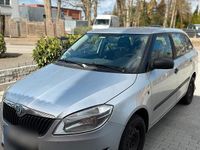 Gebraucht Skoda Fabia 90 PS (66 kW) 2011 Silber Kombi