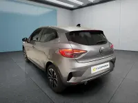 Neu Renault Clio 90 PS (66 kW) 2025 Schwarz Kleinwagen