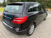 Gebraucht Mercedes B200 136 PS (100 kW) 2014 Violett Kleinwagen