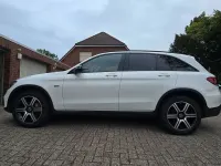 Gebraucht Mercedes GLC300e 320 PS (235 kW) 2020 Weiß SUV