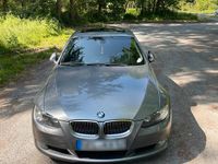 Gebraucht BMW 330 231 PS (169 kW) 2007 Grau Coupé