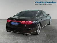 Gebraucht Audi S8 Comfort 571 PS (419 kW) 2023 Mythosschwarz metallic Limousine