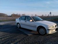 Gebraucht BMW 320 136 PS (100 kW) 2000 Weiß Limousine