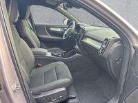 Neu Volvo XC40 Plus 197 PS (144 kW) 2026 Aurora silver SUV