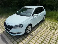 Używany Skoda Fabia Clever 75 KM (55 kW) 2018 Biały Sedan/Limuzyna
