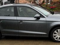 Gebraucht Audi A3 116 PS (85 kW) 2017 Grau Limousine