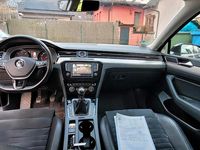 Gebraucht VW Passat Highline 150 PS (110 kW) 2015 Schwarz Kombi