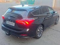 Gebraucht Ford Focus Cool & Connect 150 PS (110 kW) 2019 Schwarz Kombi
