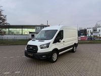 Gebraucht Ford Transit Trend 131 PS (96 kW) 2022 Weiß Van / Kleinbus