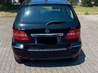 Second-hand Mercedes B180 2008 Negru Monovolum