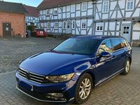 Gebraucht VW Passat R-line 150 PS (110 kW) 2024 Blau Kombi