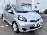 Gebraucht Toyota Aygo City 68 PS (50 kW) 2011 Silber Kleinwagen