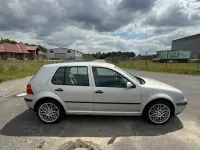Gebraucht VW Golf IV 105 PS (77 kW) 1999 Silber Kleinwagen