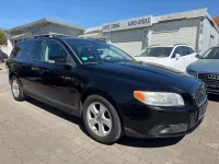 Gebraucht Volvo V70 Kinetic 145 PS (106 kW) 2009 Black solid (stone) / solid Kombi