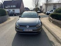 Gebraucht VW Golf VII Join 116 PS (85 kW) 2018 Grau Kleinwagen