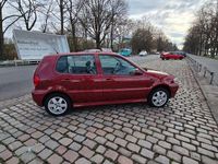 Gebraucht VW Polo Basis 60 PS (44 kW) 2001 Rot Limousine