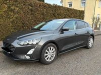 Gebraucht Ford Focus Titanium 125 PS (91 kW) 2019 Grau Kleinwagen