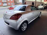 Gebraucht Opel Tigra 90 PS (66 kW) 2006 Silber (metallic) Cabrio