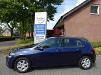 Usata VW Golf VII Trendline 110 CV (80 kW) 2017 Blu Berlina