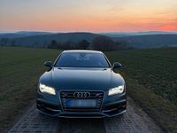 Gebraucht Audi V8 Ambiente 540 PS (397 kW) 2013 Grau Limousine