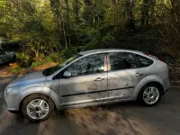 Używany Ford Focus 101 KM (74 kW) 2007 Srebrny Sedan/Limuzyna