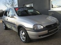 Gebraucht Opel Corsa Edition 65 PS (47 kW) 2000 Silber metallic Kleinwagen
