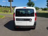 Gebraucht Fiat Doblò 95 PS (69 kW) 2018 Weiß Van / Kleinbus