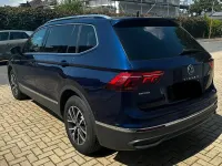 Gebraucht VW Tiguan Allspace IQ Drive 150 PS (110 kW) 2022 Blau SUV