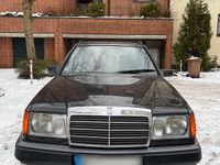 Gebraucht Mercedes 220 150 PS (110 kW) 1993 Schwarz Kombi