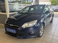 Gebraucht Ford Focus Trend 125 PS (91 kW) 2013 Blau Kombi