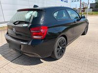 Gebraucht BMW 114 102 PS (75 kW) 2013 Schwarz Kleinwagen