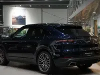 Gebraucht Porsche Cayenne 462 PS (339 kW) 2022 Blau SUV