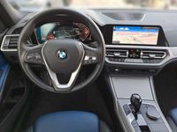 gebraucht BMW 320 d Touring Aut. HUD Pano LC Prof. HiFi