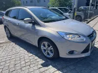Gebraucht Ford Focus Trend 101 PS (74 kW) 2013 Grau Kombi