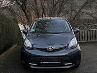 Gebraucht Toyota Aygo Cool 68 PS (50 kW) 2013 Grau Kleinwagen