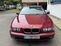 Gebraucht BMW 520 150 PS (110 kW) 1997 Rot Limousine