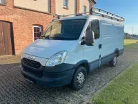 Gebraucht Iveco Daily 106 PS (77 kW) 2014 Van / Kleinbus