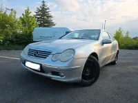 Second-hand Mercedes C200 163 CP (119 kW) 2002 Argintiu Coupe
