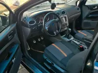 Gebraucht Ford Focus 100 PS (73 kW) 2010 Schwarz Coupé