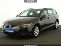 Gebraucht VW Passat 150 PS (110 kW) 2022 Grau Kombi