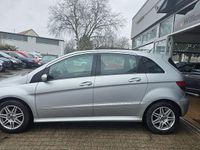 Gebraucht Mercedes B170 116 PS (85 kW) 2006 Silber Van / Kleinbus