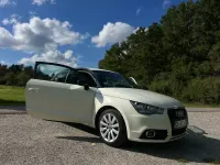 Gebraucht Audi A1 Attraction 105 PS (77 kW) 2013 Weiß Kleinwagen
