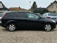 Usata Ford Focus Style 101 CV (74 kW) 2008 Nero Station wagon